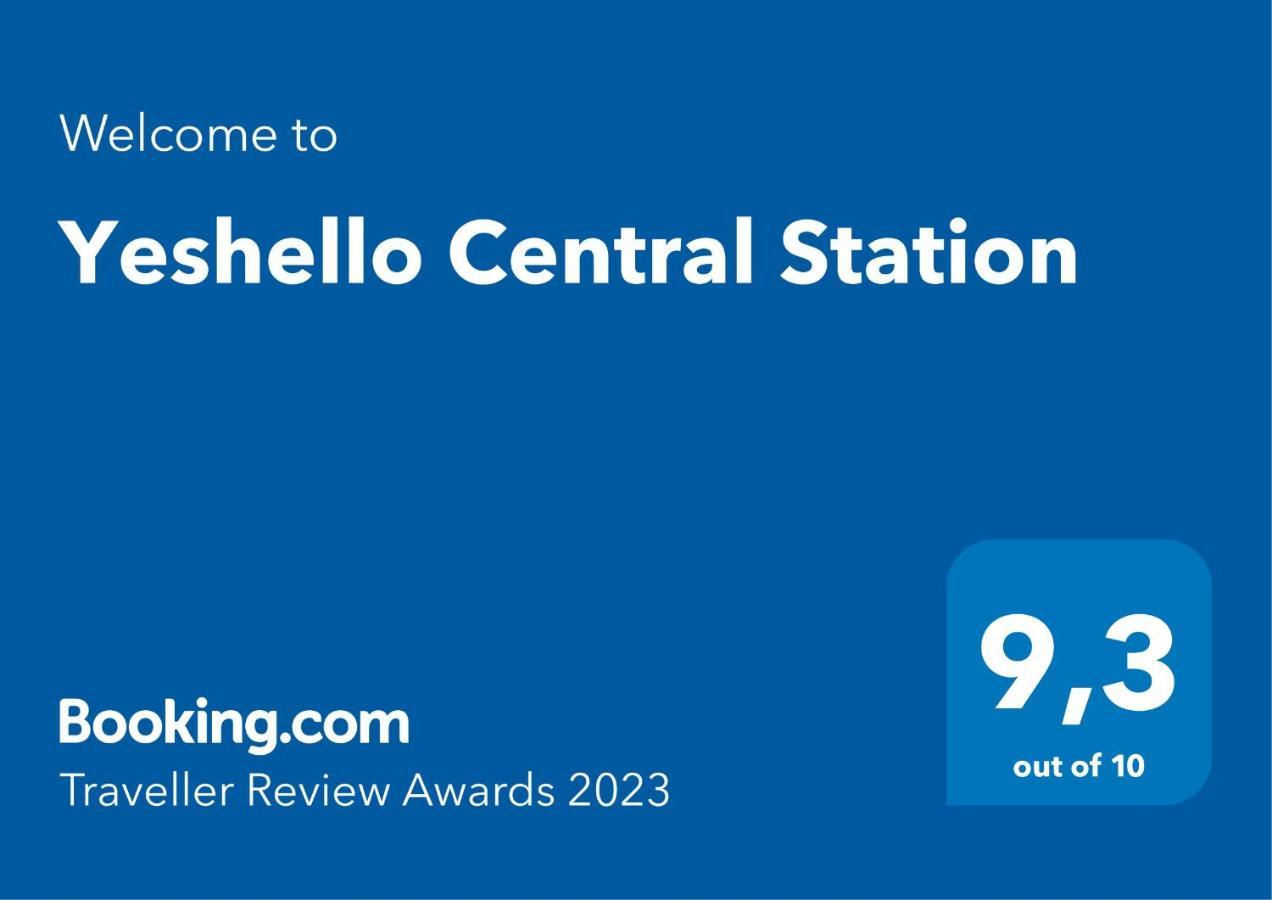 Yeshello Central Station Виена Екстериор снимка
